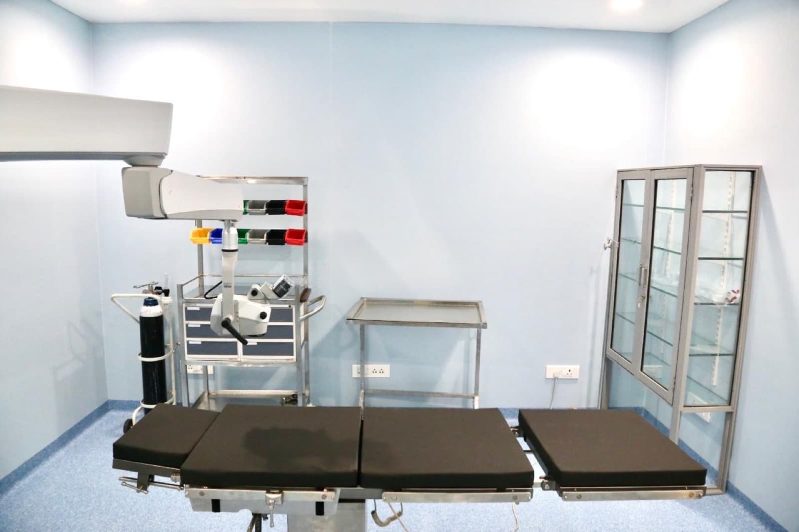 Shine Aesthetic & Eye Clinic facility